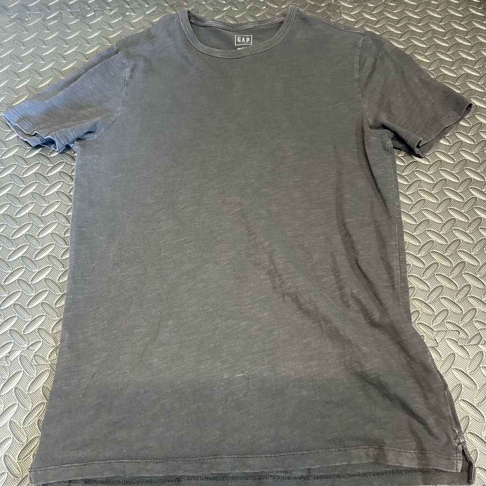 GAP Men's Charcoal Crew Neck Short Sleeve Slub Tee